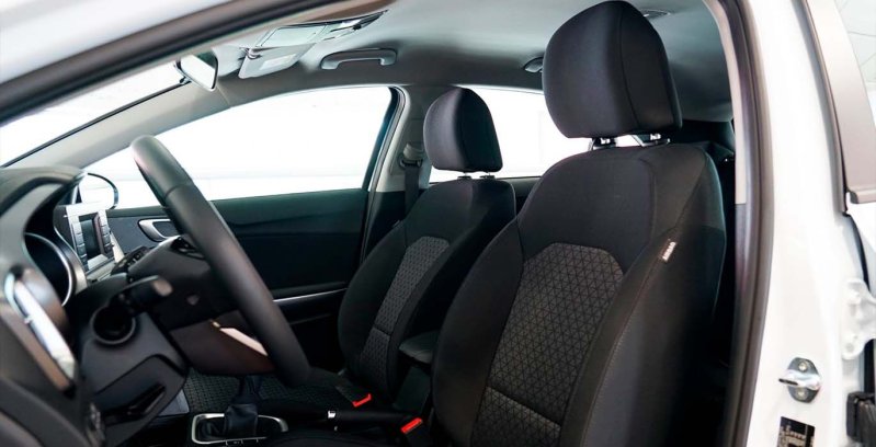 KIA Ceed 1.0 T-GDi Concept 100CV interior perfil