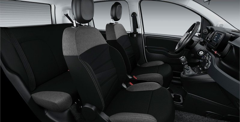 FIAT Panda City Life Hybrid interior perfil