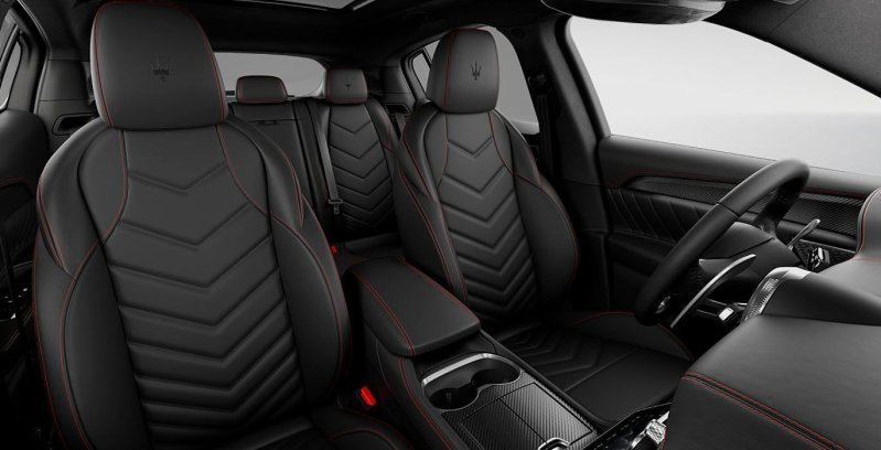 MASERATI Grecale Trofeo interior trasera