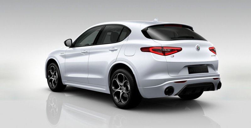 ALFA ROMEO Stelvio Veloce 2.2 Diésel exterior trasera