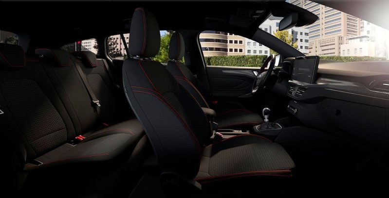 FORD Focus 1.0 St-Line Sportbreak interior perfil
