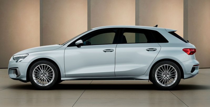 AUDI A3 Sportback Advanced 30 TFSI S Tronic exterior perfil