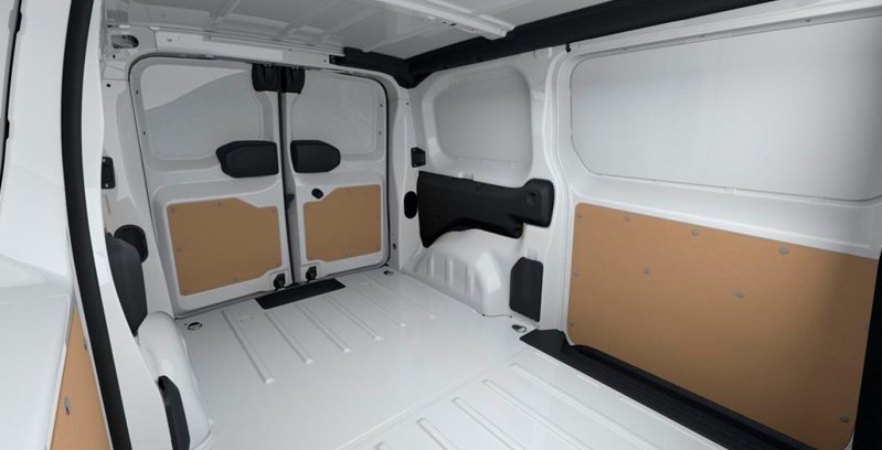 Toyota Proace EV Van GX Plus L1 interior trasera