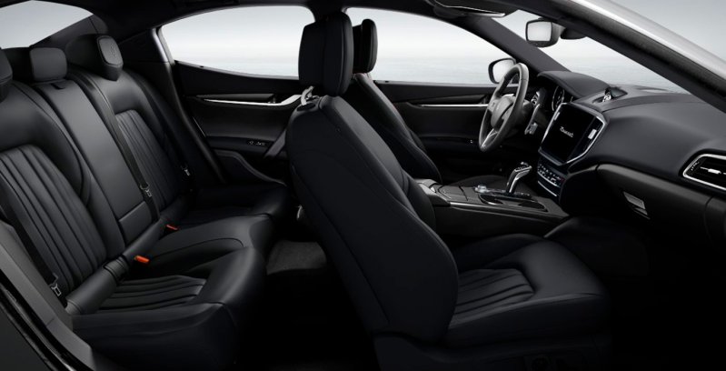 MASERATI GHIBLI GT ULTIMA L4 330CV RWD (AUTOMÁTICO) interior perfil