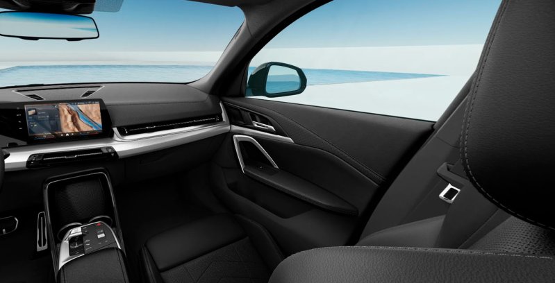 BMW X2 sDrive18d DCT nuevo interior delantera 2