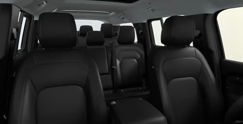 Land Rover Defender 3.0D I6 250S MHEV interior delantera II