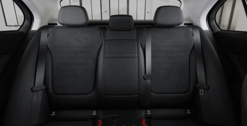 Mercedes-Benz Clase C Berlina 300e EQ interior trasera