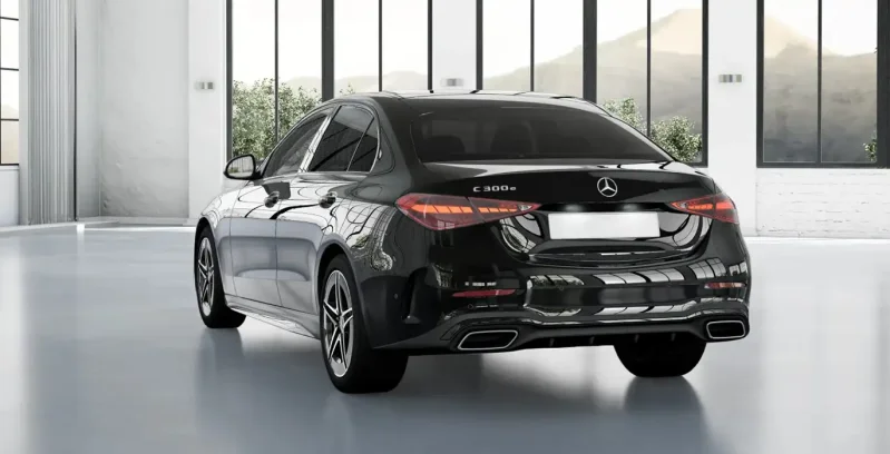 Mercedes-Benz Clase C Berlina 300e EQ trasera