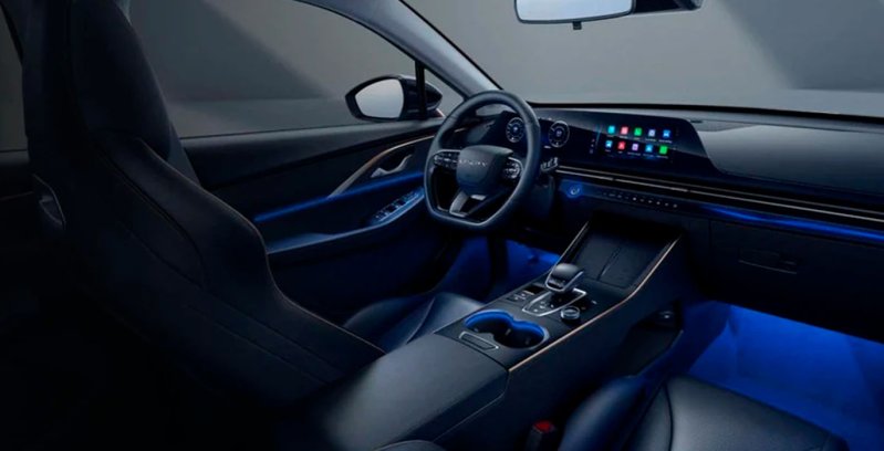 OMODA 5 1.6 Premium 145 SUV interior delantera