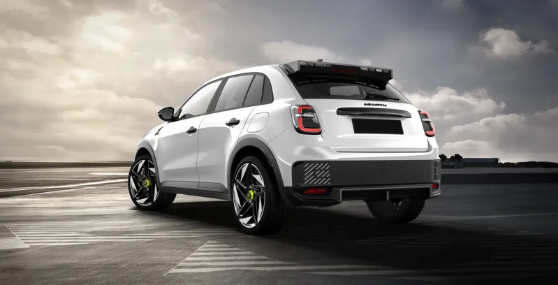 Abarth 600e Turismo trasera