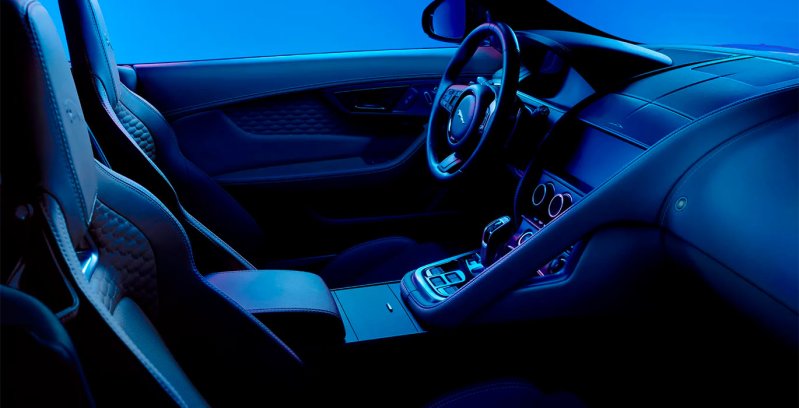 Jaguar F-Type 2.0 I4 RWD R-Dynamic interior delantera