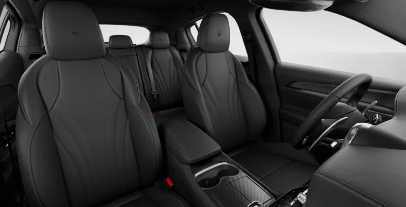 MASERATI Grecale Modena 330 QS interior delantera II