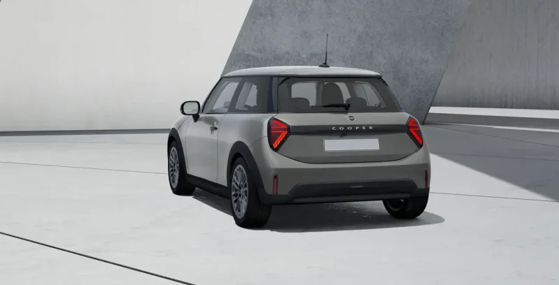 MINI Cooper C Essential trasera