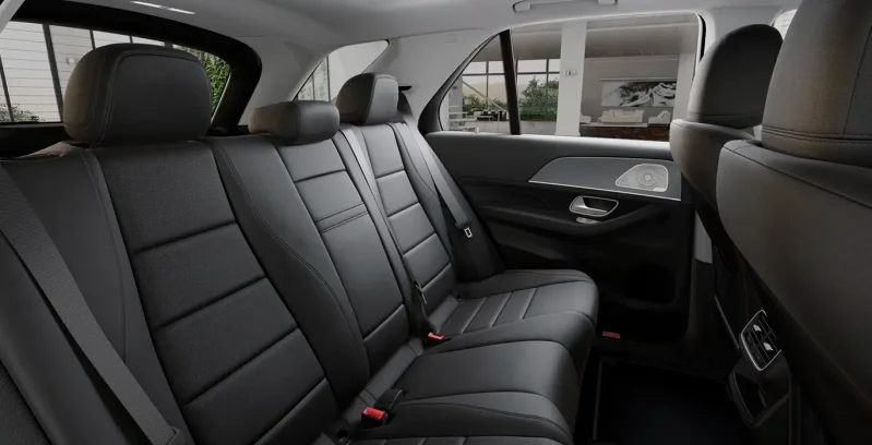Mercedes-Benz GLE 300d 4MATIC interior trasera