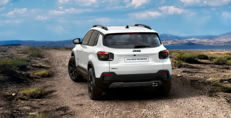 JEEP AVENGER EHYBRID 4xE 136CV (AUTOMÁTICO) exterior trasera