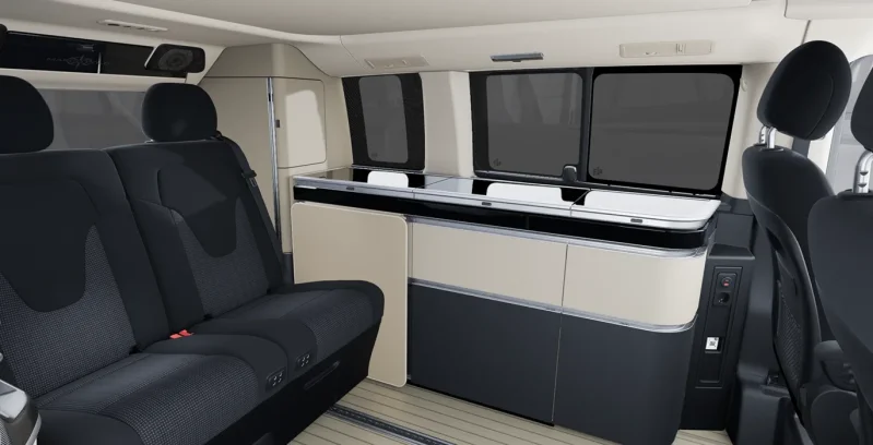 Mercedes Benz Clase V Marco Polo 300d interior trasera