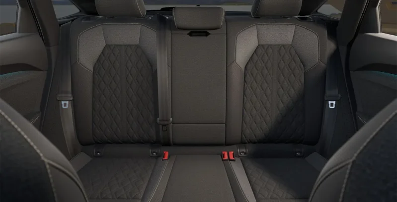 Audi-Q5-Sportback-S-Line-TFSI-S-Tronic-interior-trasera