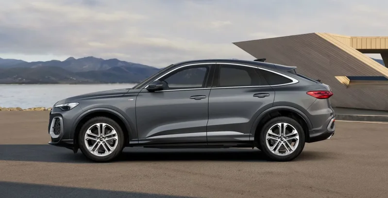Audi-Q5-Sportback-S-Line-TFSI-S-Tronic-lateral