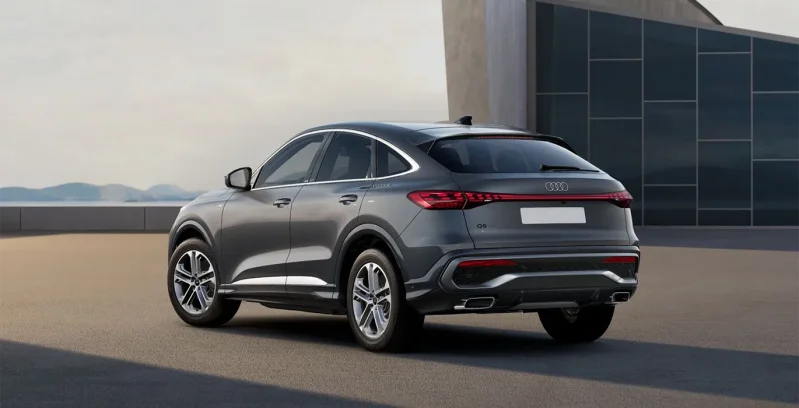 Audi-Q5-Sportback-S-Line-TFSI-S-Tronic-trasera