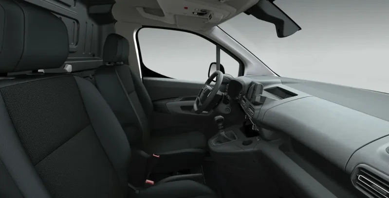 OPEL-Combo-Cargo-L-650kg-1.5-SS-interior-delantera-II