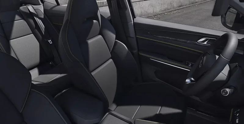 Lynk & Co 01 1.5 PHEV Core interior delantera II