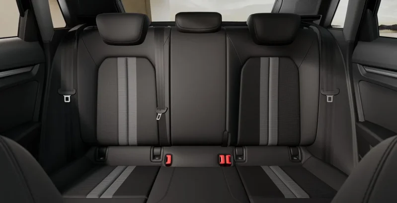 Audi-A3-Sportback-Advanced-TFSI-e-204CV-S-Tronic-interior-trasera