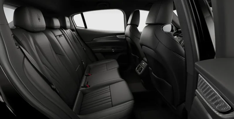 MASERATI-Grecale-Modena-330-QS-interior-trasera